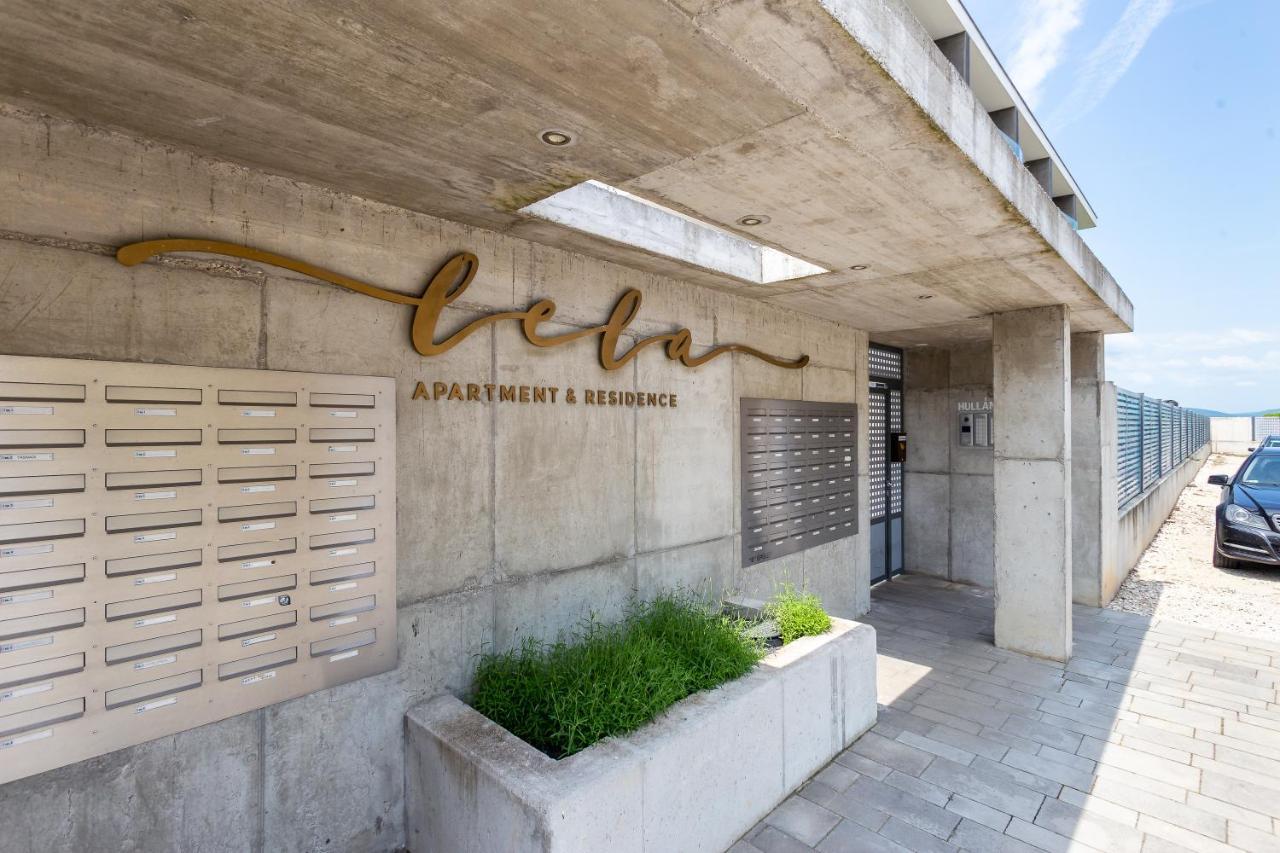 Lake Side Luxury Steps To The Lake Lela - Happy Rentals Balatonlelle Luaran gambar