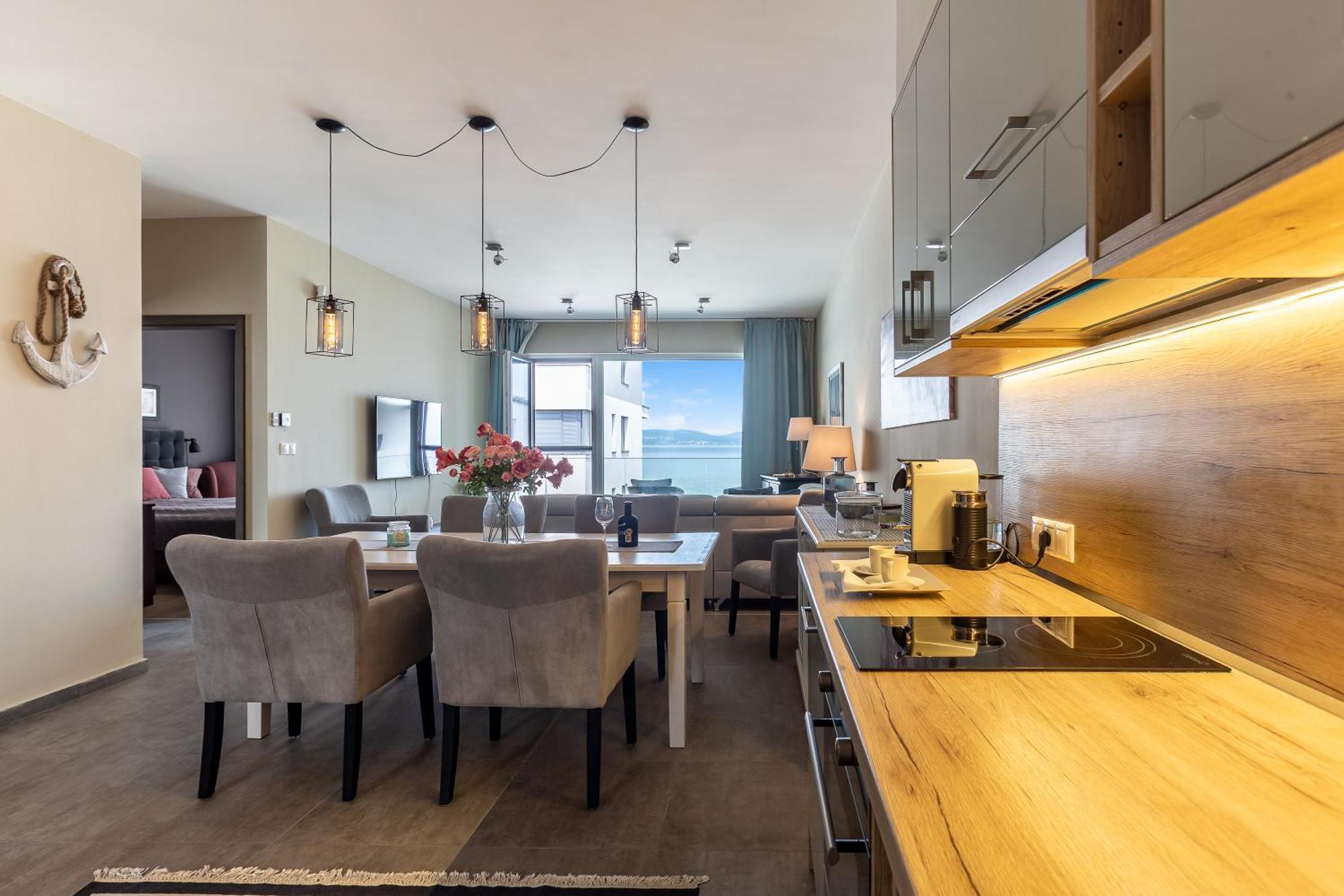 Lake Side Luxury Steps To The Lake Lela - Happy Rentals Balatonlelle Luaran gambar